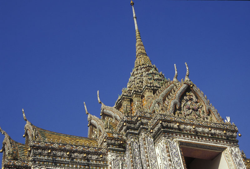 2003.010.36-wat-arun